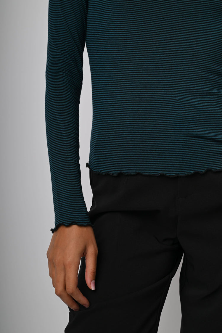 Top in modal e cashmere a righe