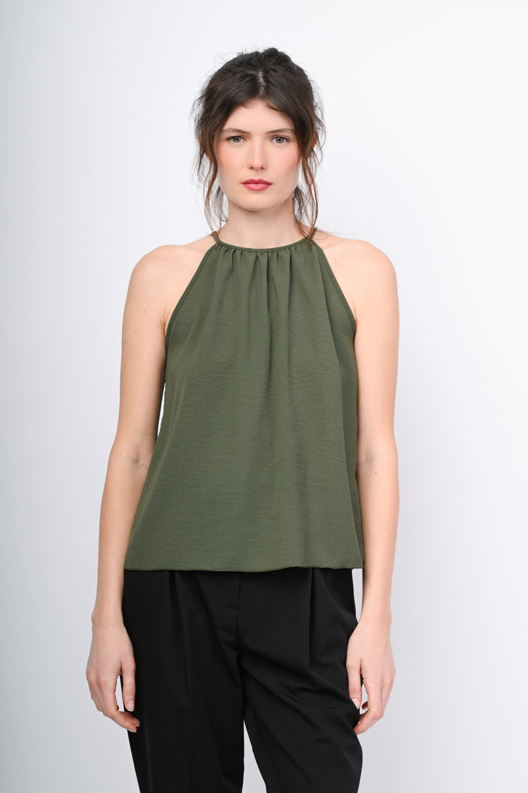 Top in crêpe con nastrino