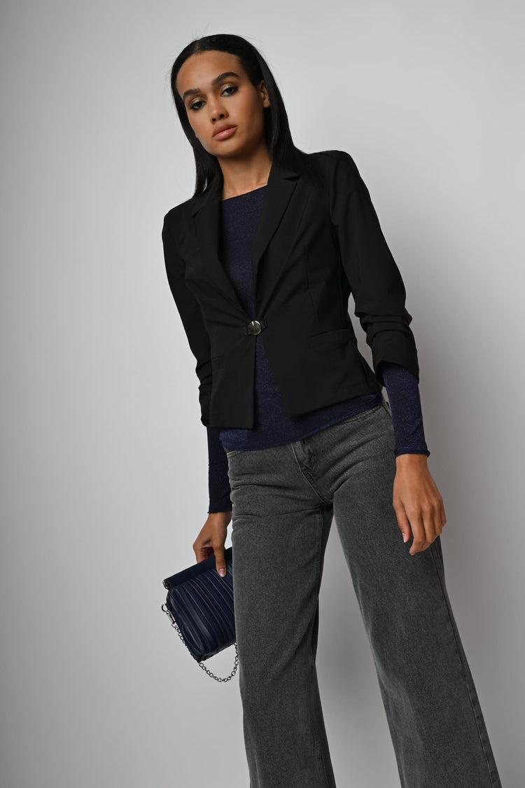 Blazer con gancetto e maniche arricciate