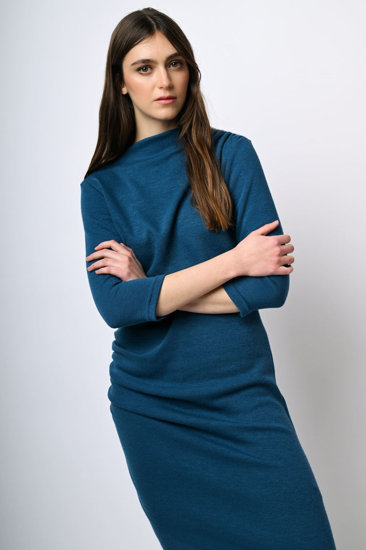 Abito in maglia con arricciature