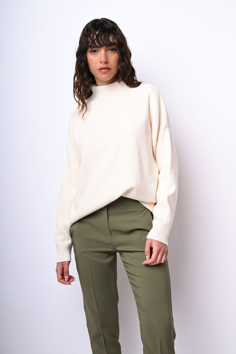 Lupetto con spalle scese