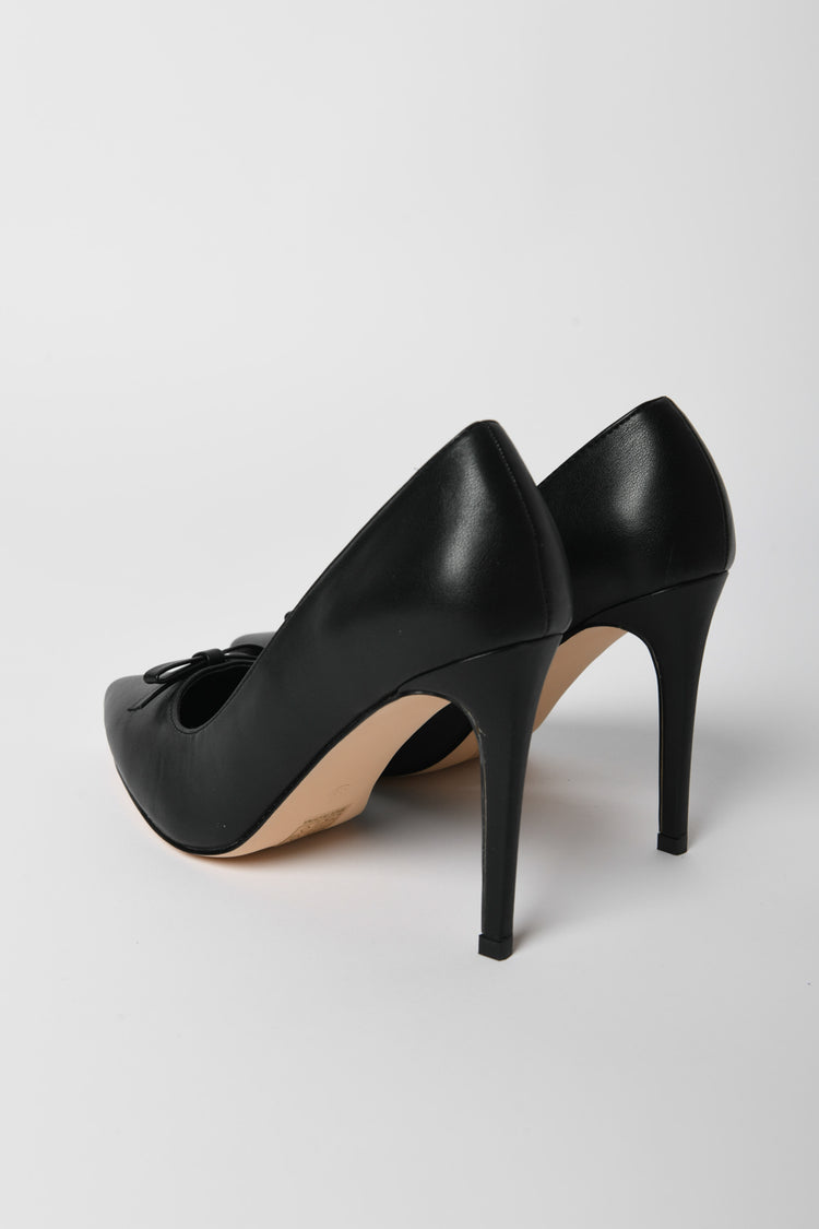 Décolleté con fiocchetto