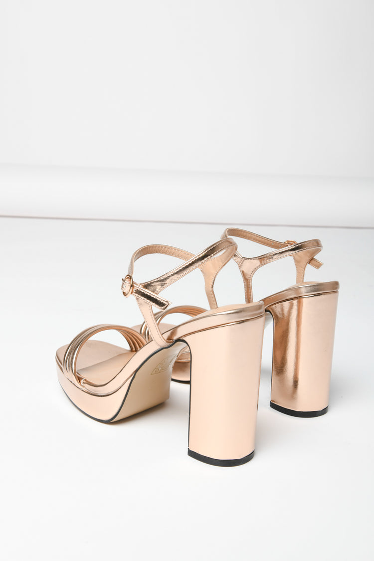 Sandali in similpelle lamé