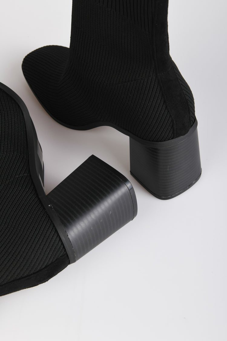 Stivaletti in maglia a costine