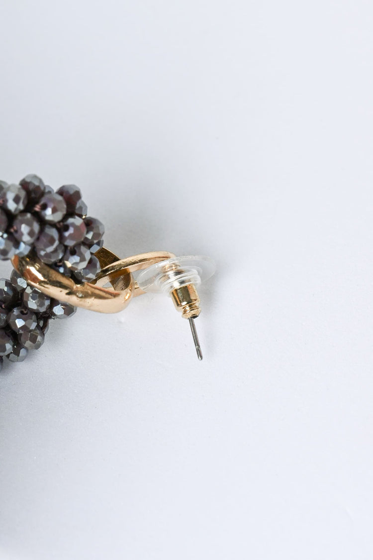 Orecchini a ovale con perline