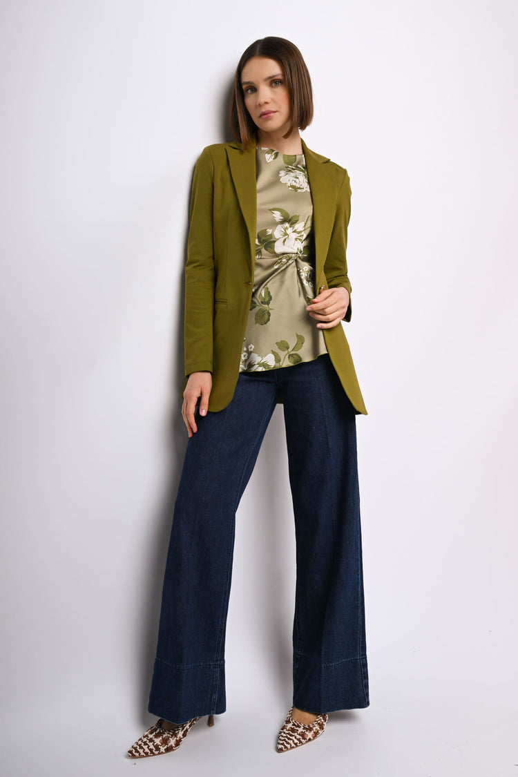 Top con stampa floreale e nodo