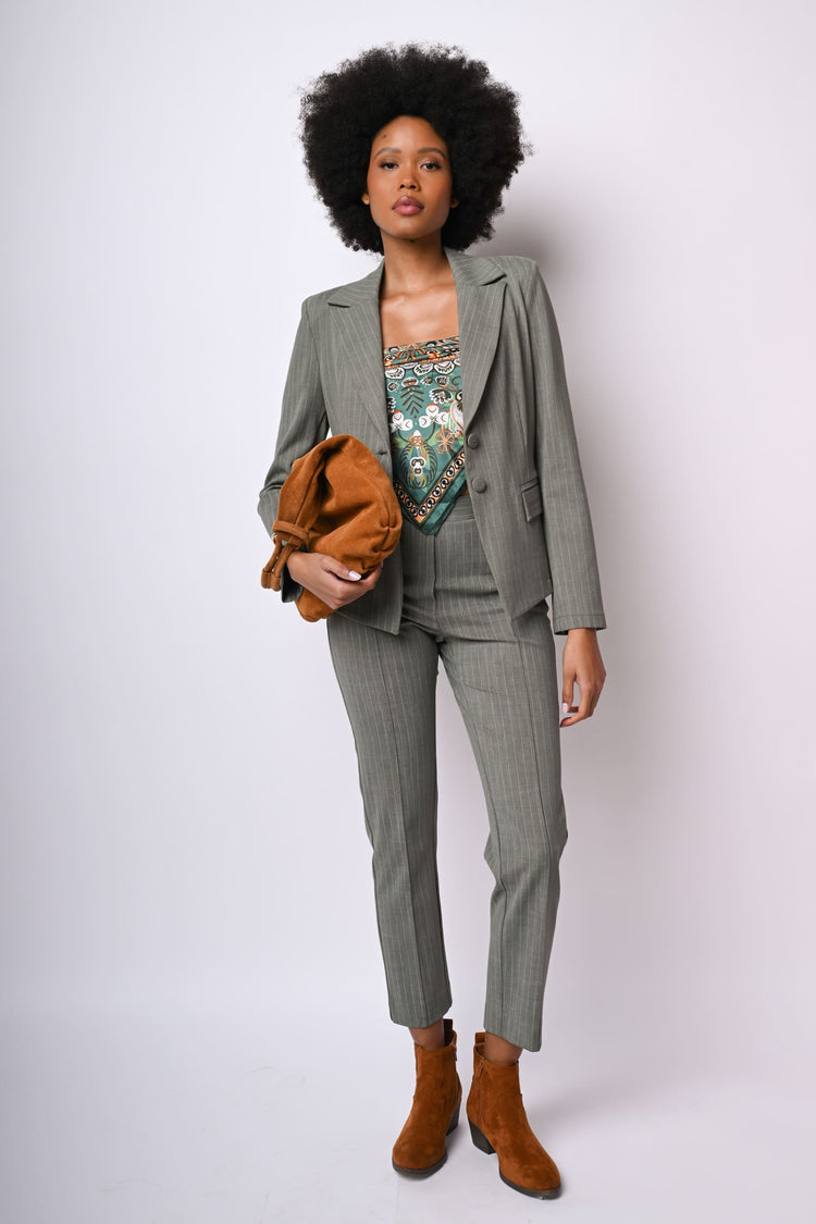 Pantaloni slim-fit gessati