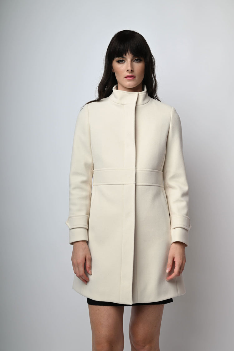 Cappotto con colletto alla coreana