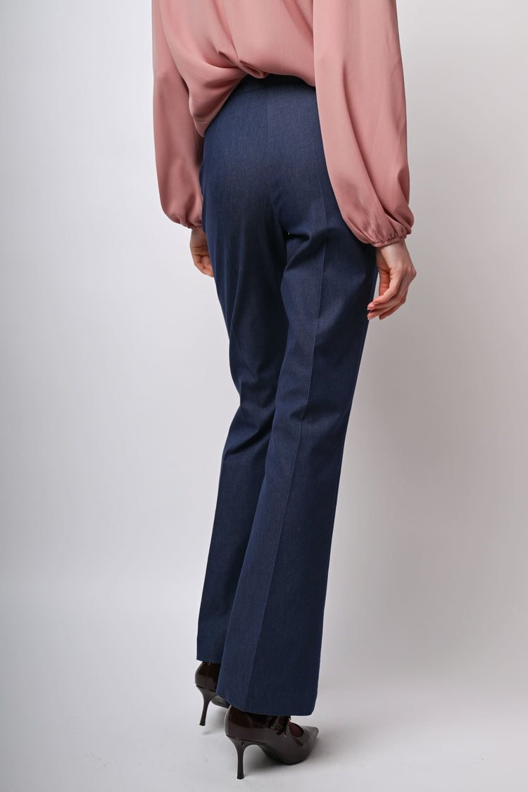 Pantaloni svasati in twill