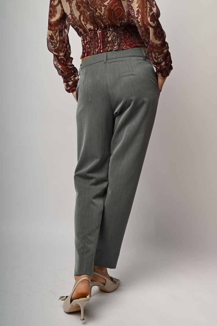 Pantaloni slim-fit