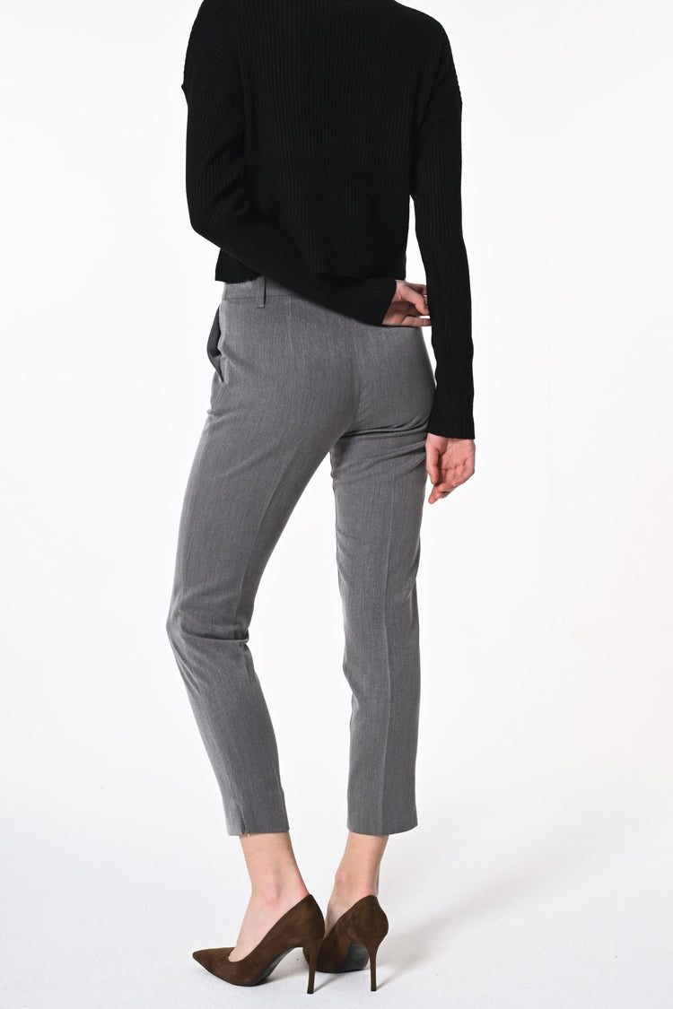 Pantaloni slim-fit