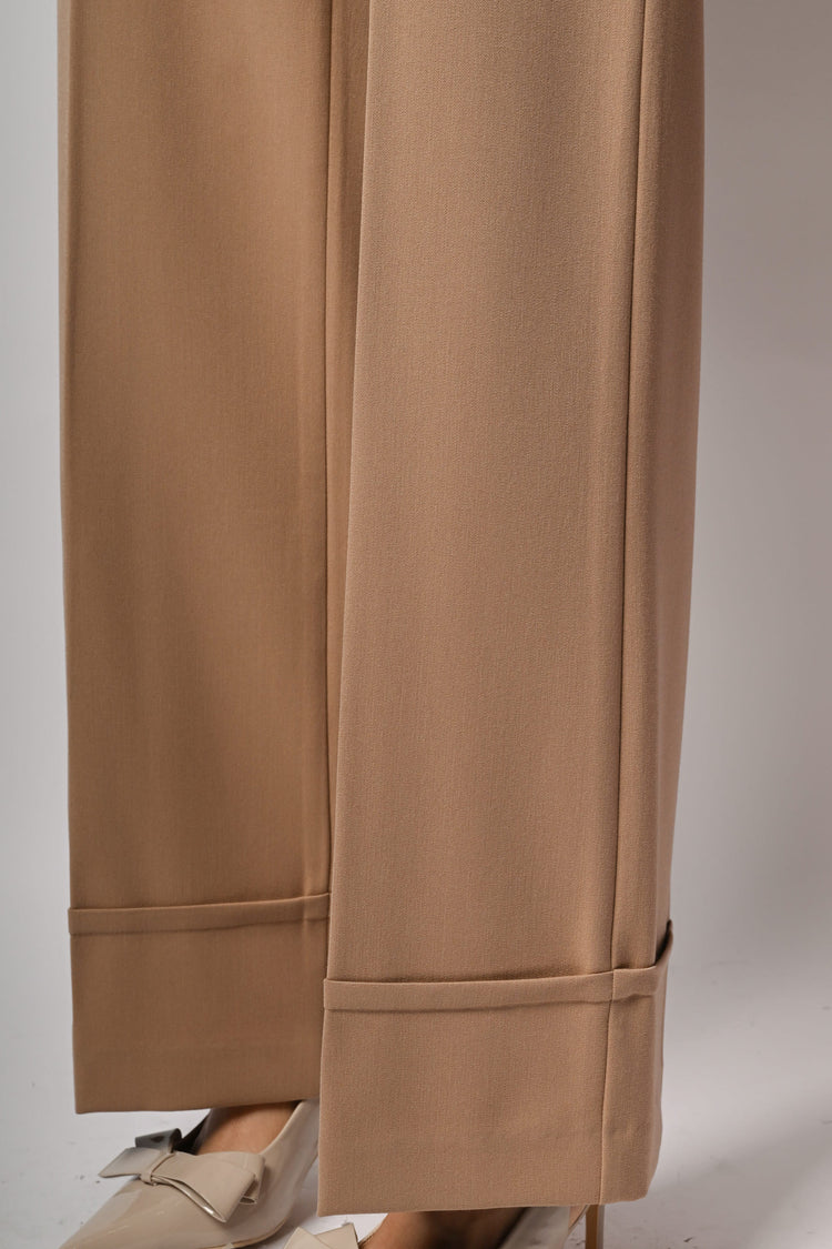 Pantaloni palazzo con cintura