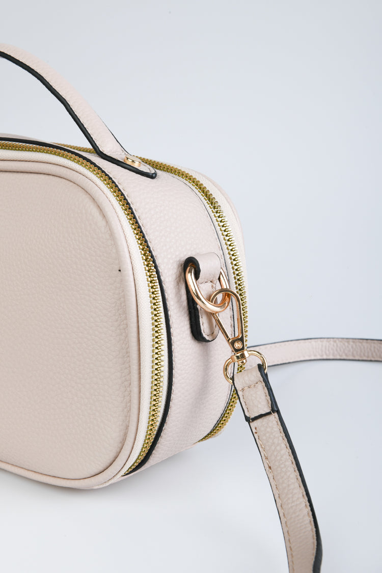 Borsa a tracolla con pompon