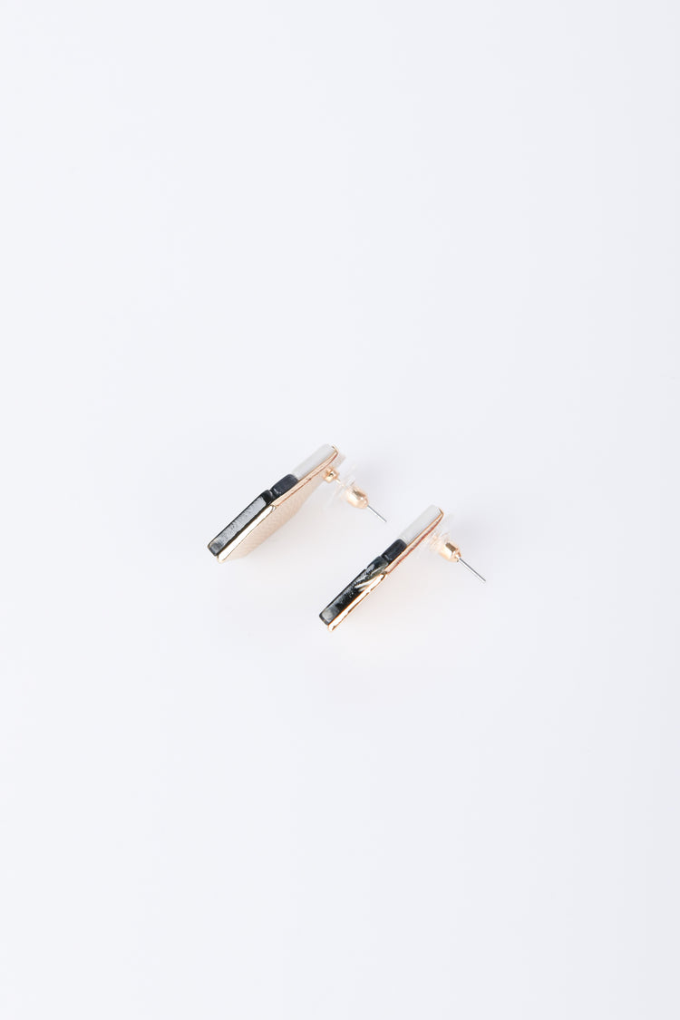 Orecchini con pietra