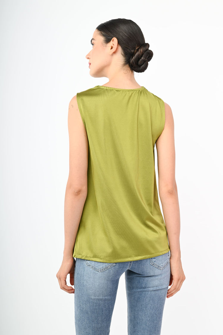 Top drappeggiato in raso