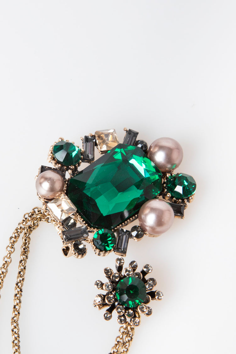 Spilla con cristalli e perle