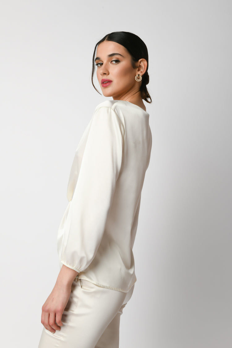 Blusa in raso con nodo