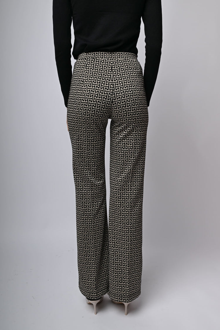 Pantaloni svasati in jacquard