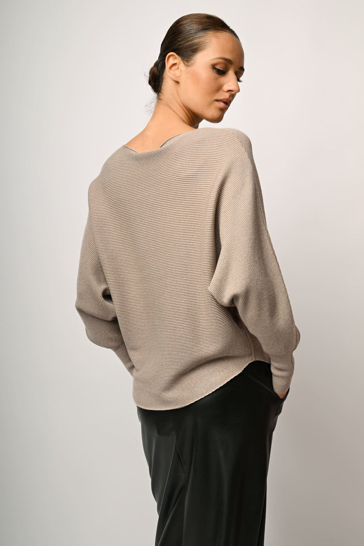 Pull con maniche a pipistrello