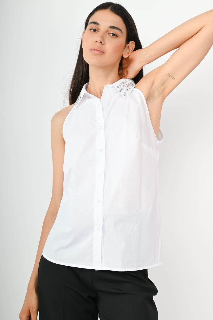 Camicia con strass sul colletto