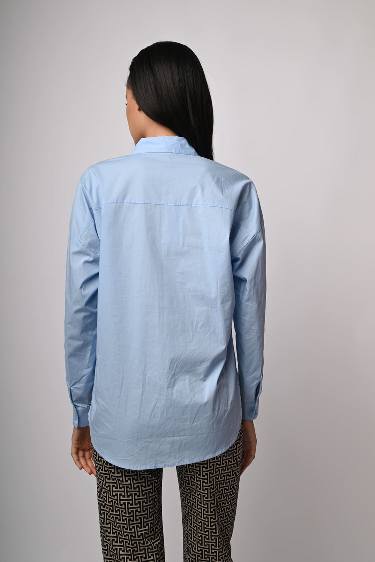 Camicia con perle decorative