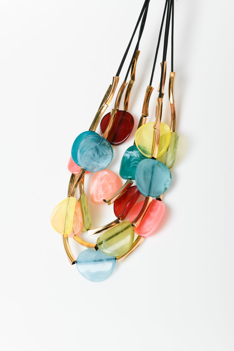 Collana multifili con pendenti