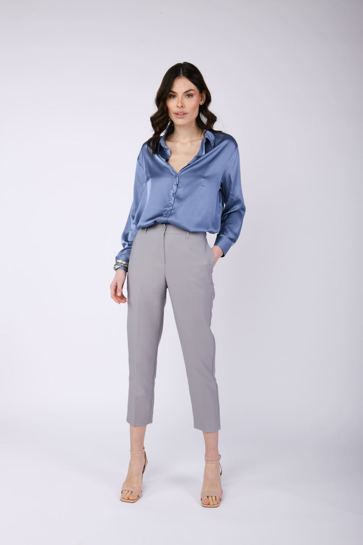 Pantalone a sigaretta con piega stirata