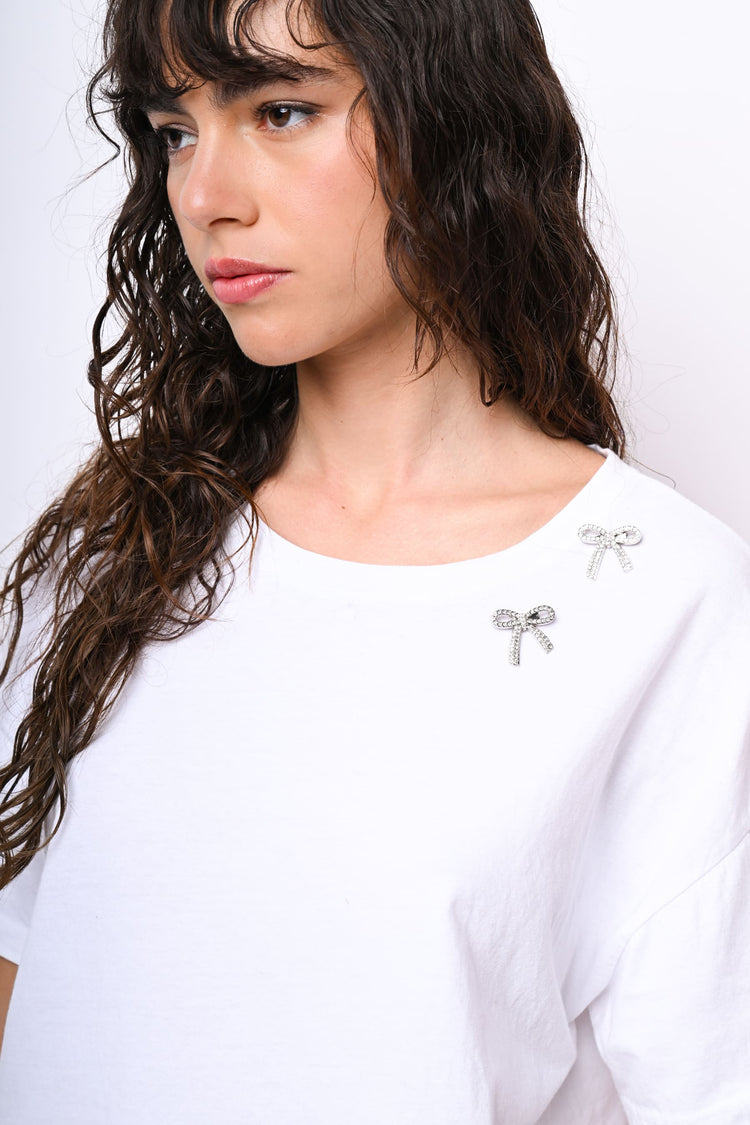 T shirt con fiocchi in strass