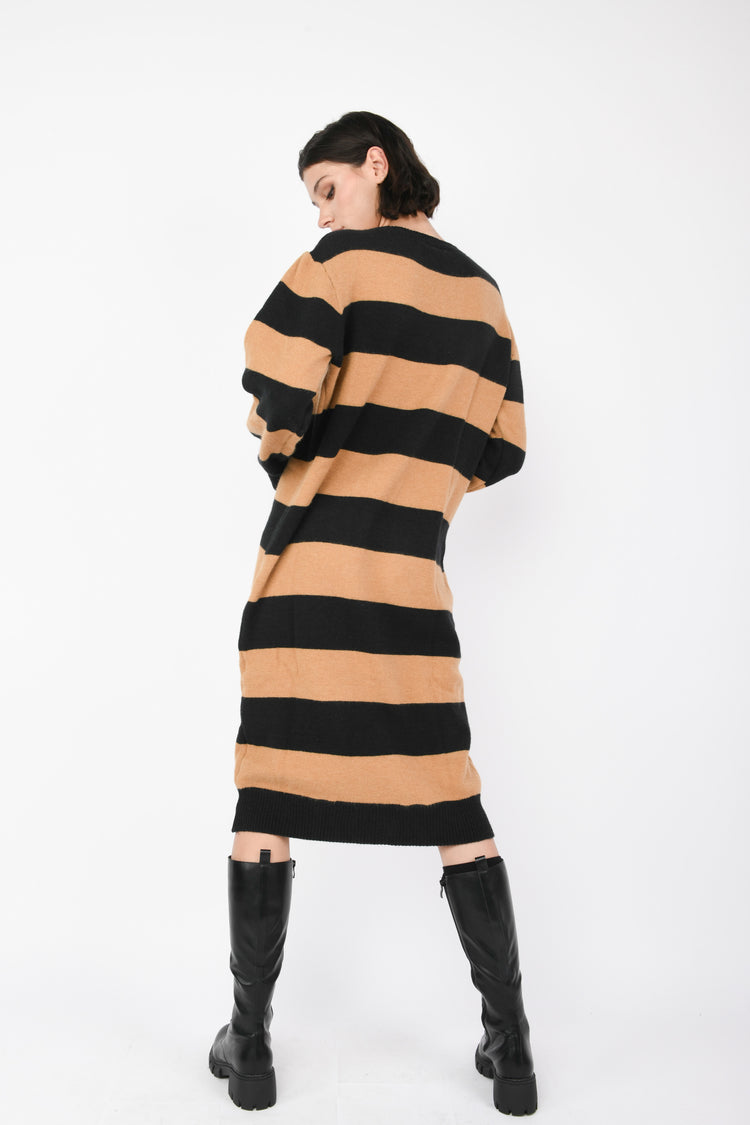 Abito midi in maglia a righe