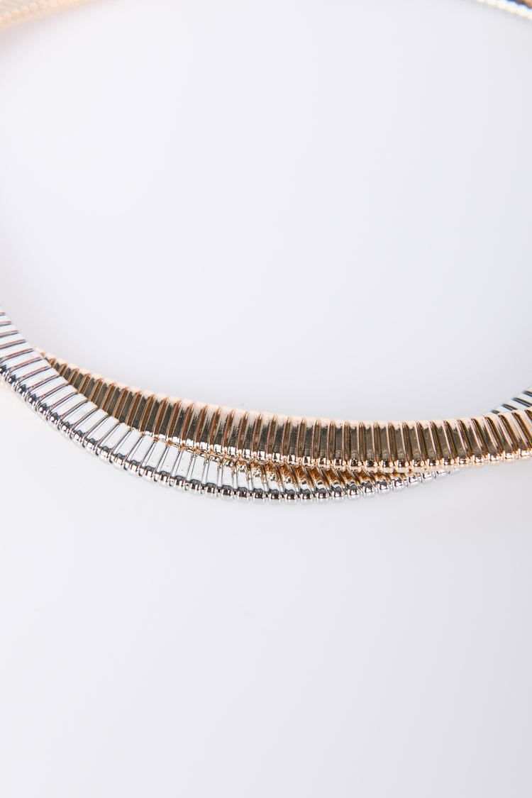 Collana rigida a doppio filo