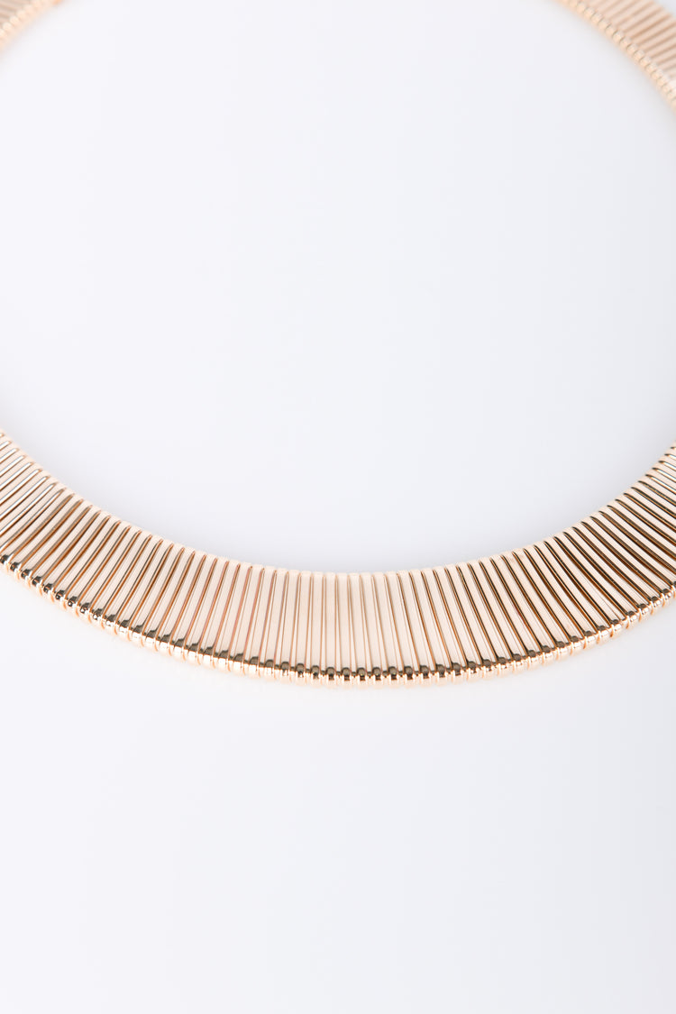 Collana rigida zigrinata