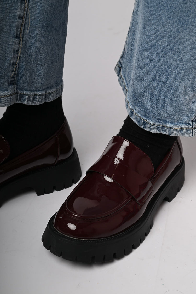 Mocassini in vernice con platform