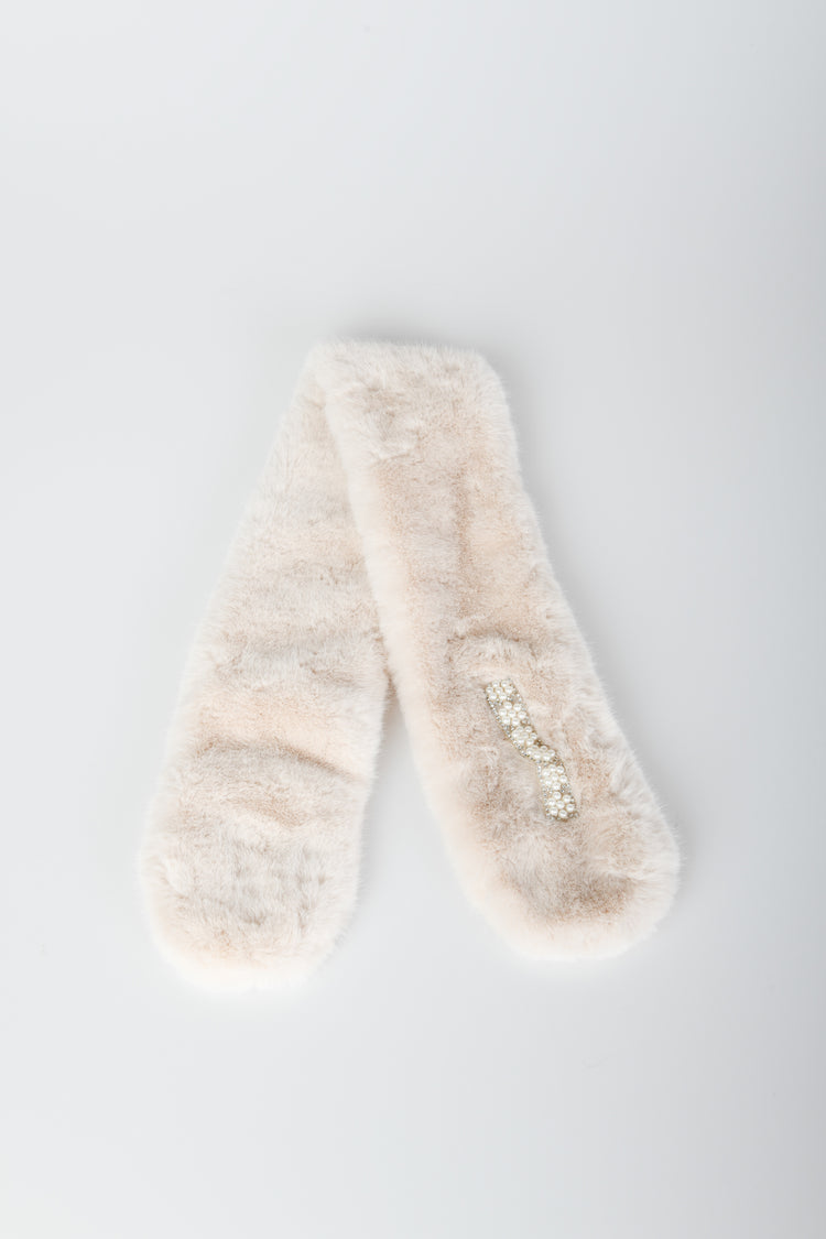 Sciarpa in faux fur con perle