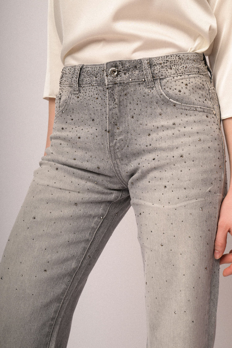 Jeans a zampa borchie