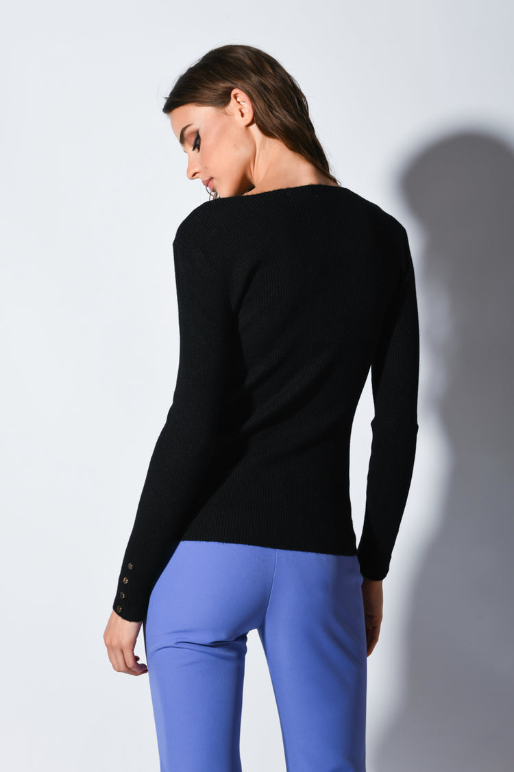 Pull con scollo a barchetta