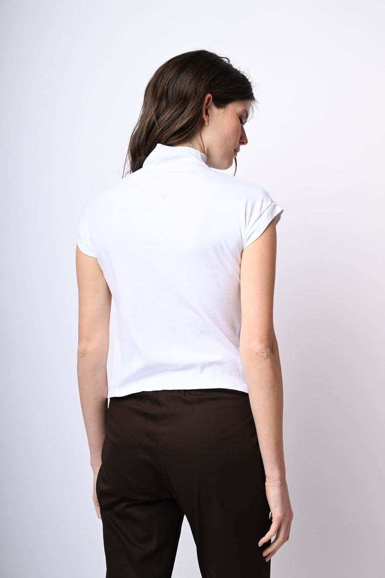 Top in cotone con collo alto