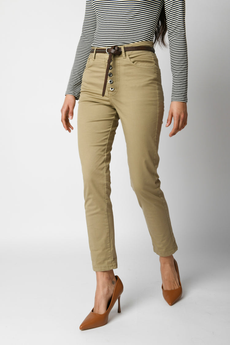 Pantaloni con cintura e bottoni