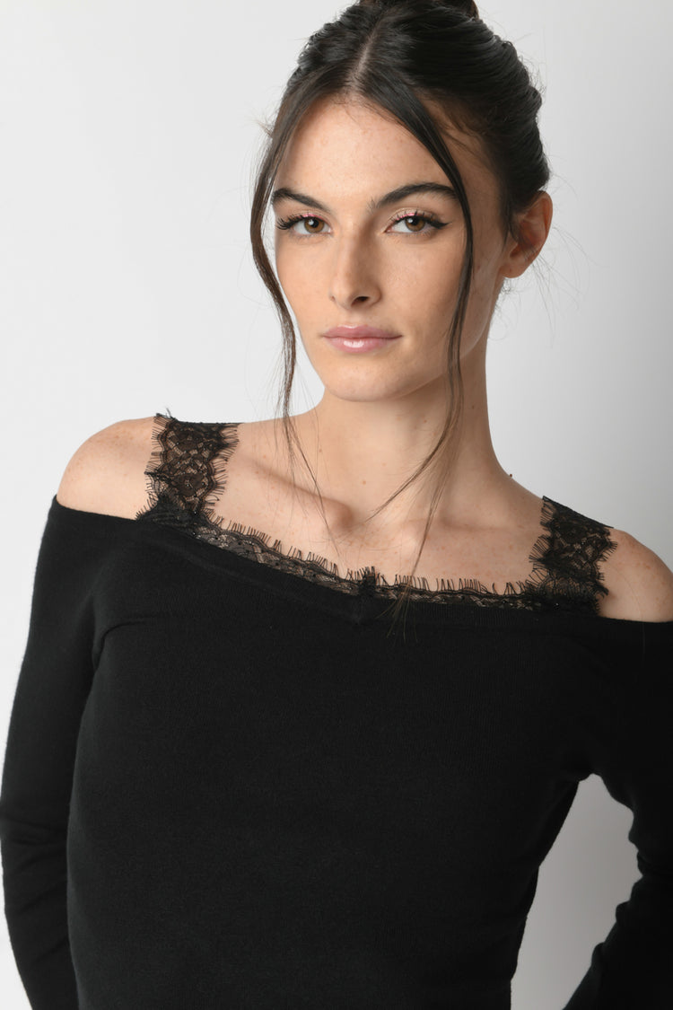 Pull con pizzo e strass