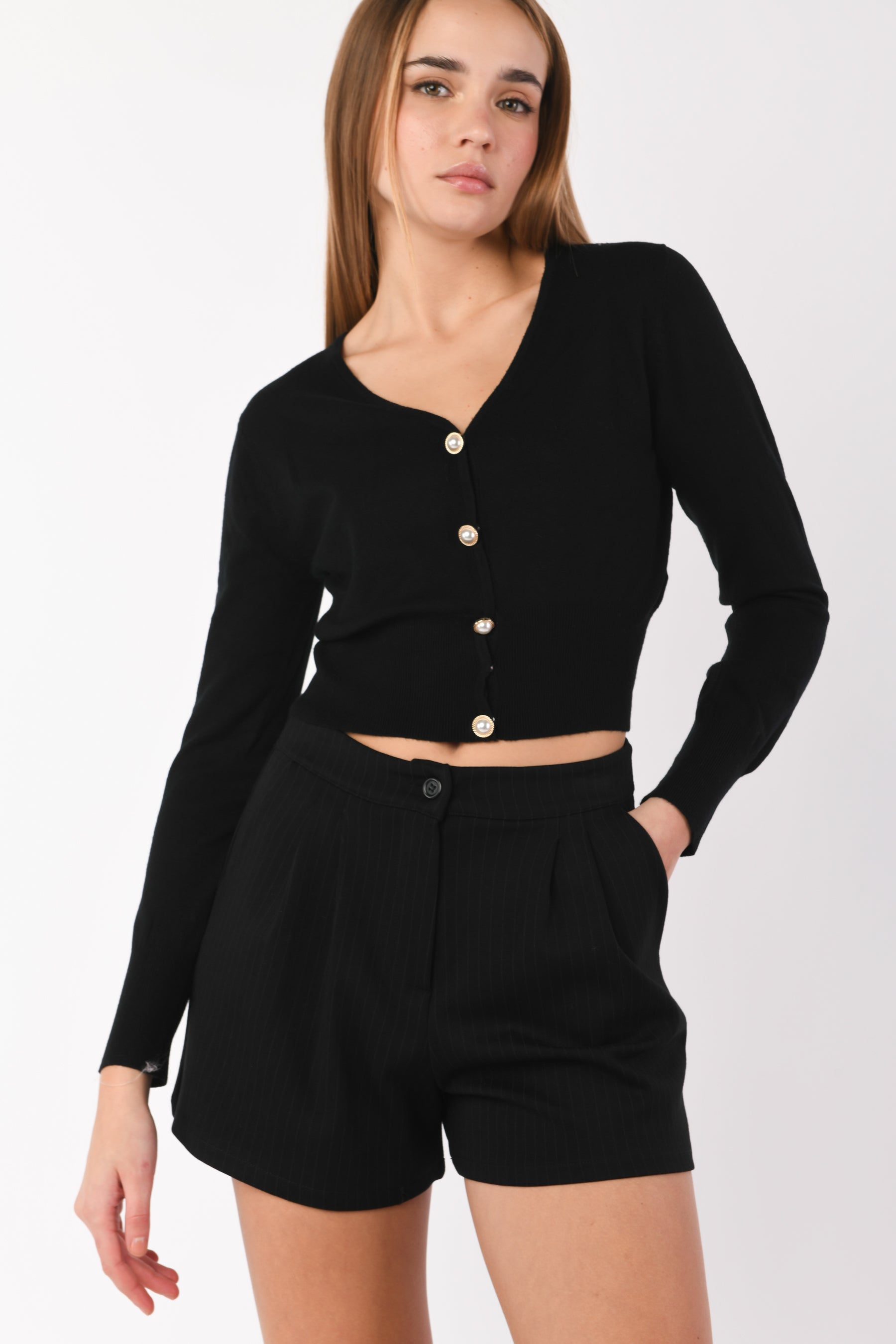 Cardigan crop con bottoni gioiello – Nunalie