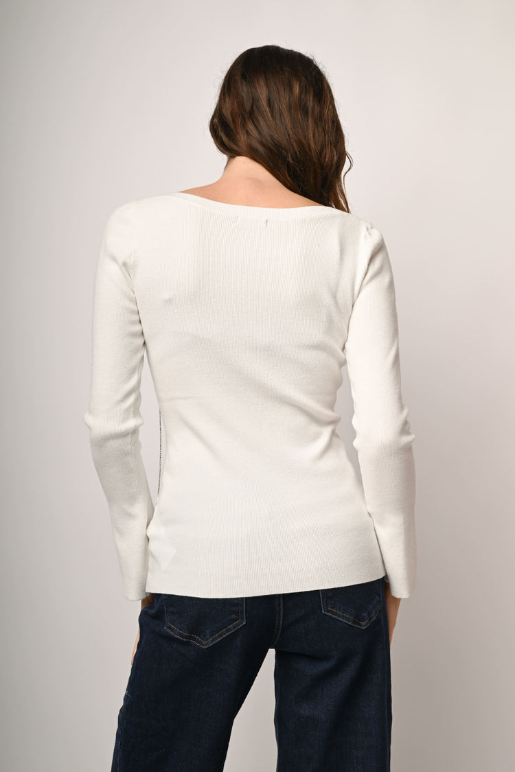 Pull con fili pendenti in strass