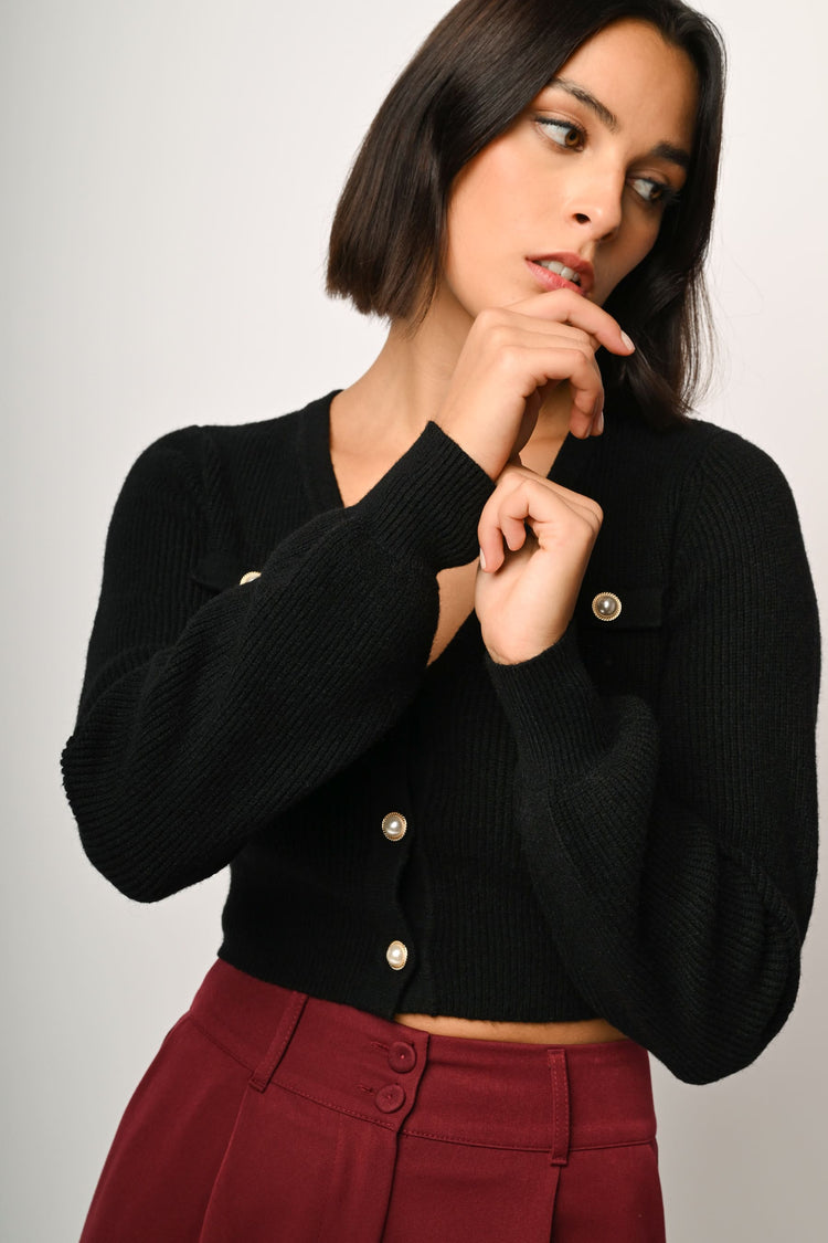 Cardigan crop con bottoni gioiello