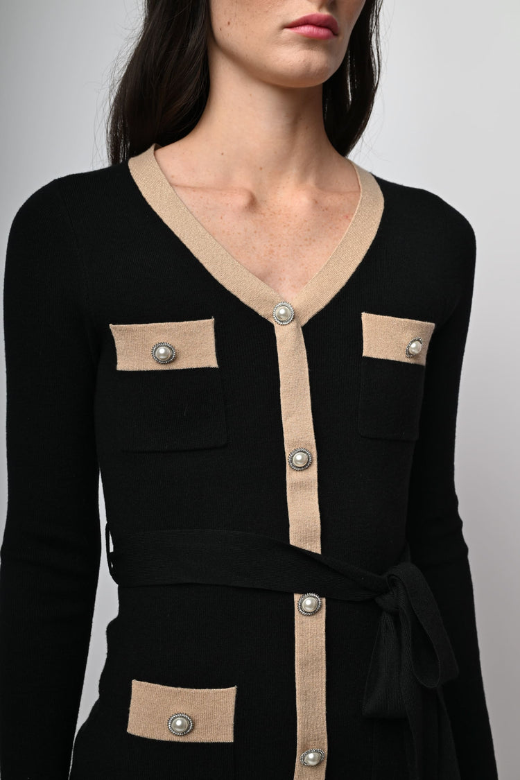 Mini abito con profili a contrasto