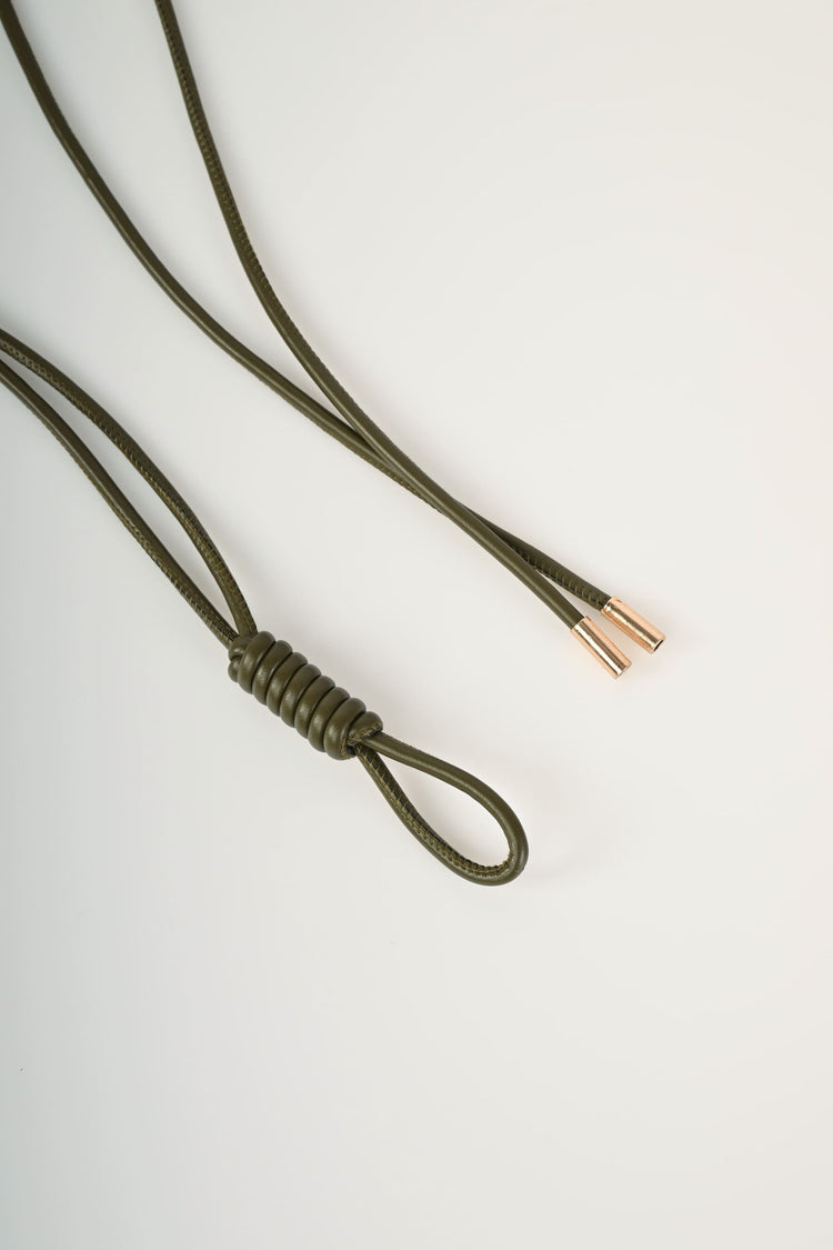 Cintura sottile con nodo