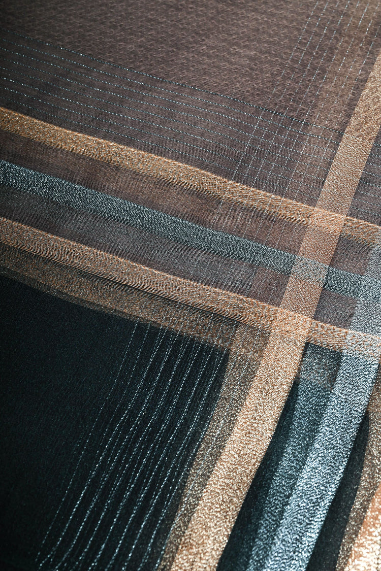 Stola con decorazione a righe