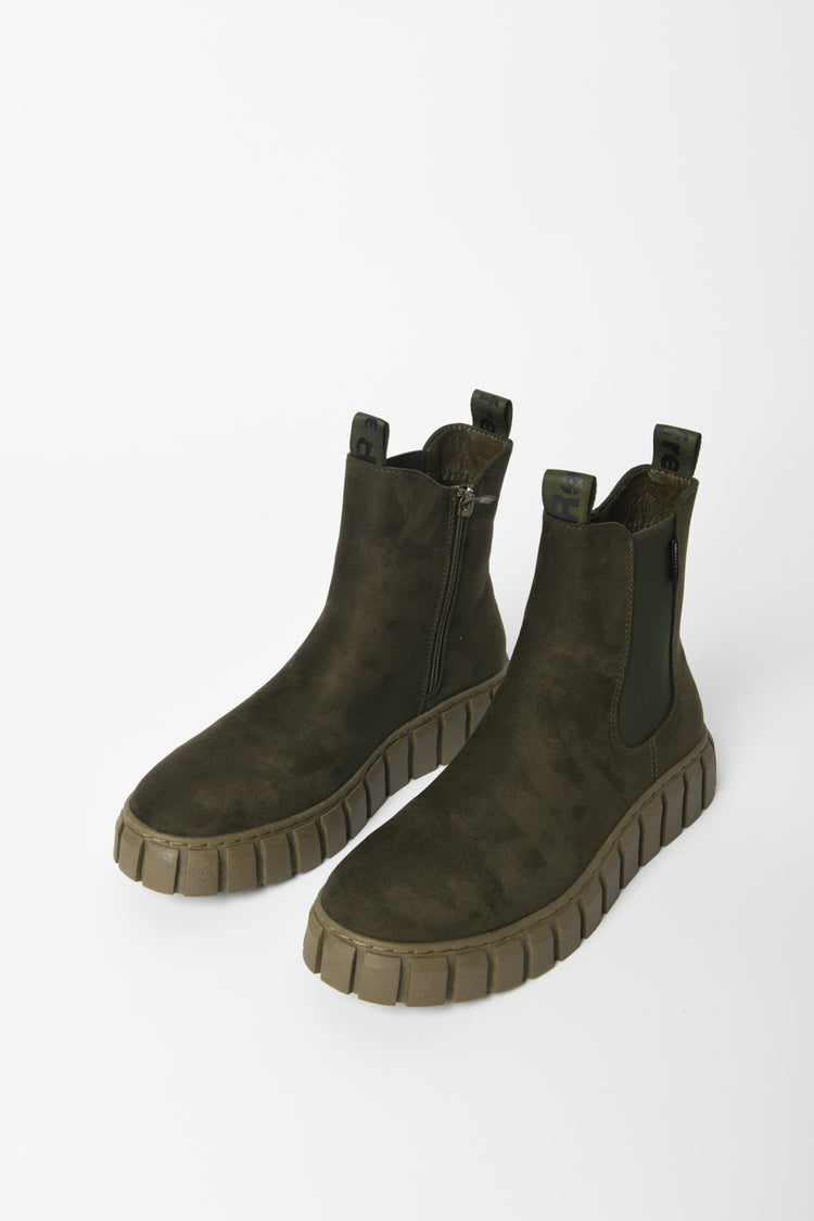 Stivale basso con banda elastica