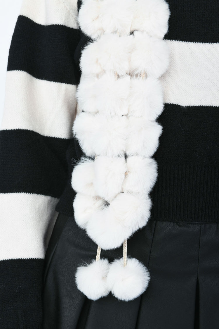 Sciarpa in faux fur a pompon