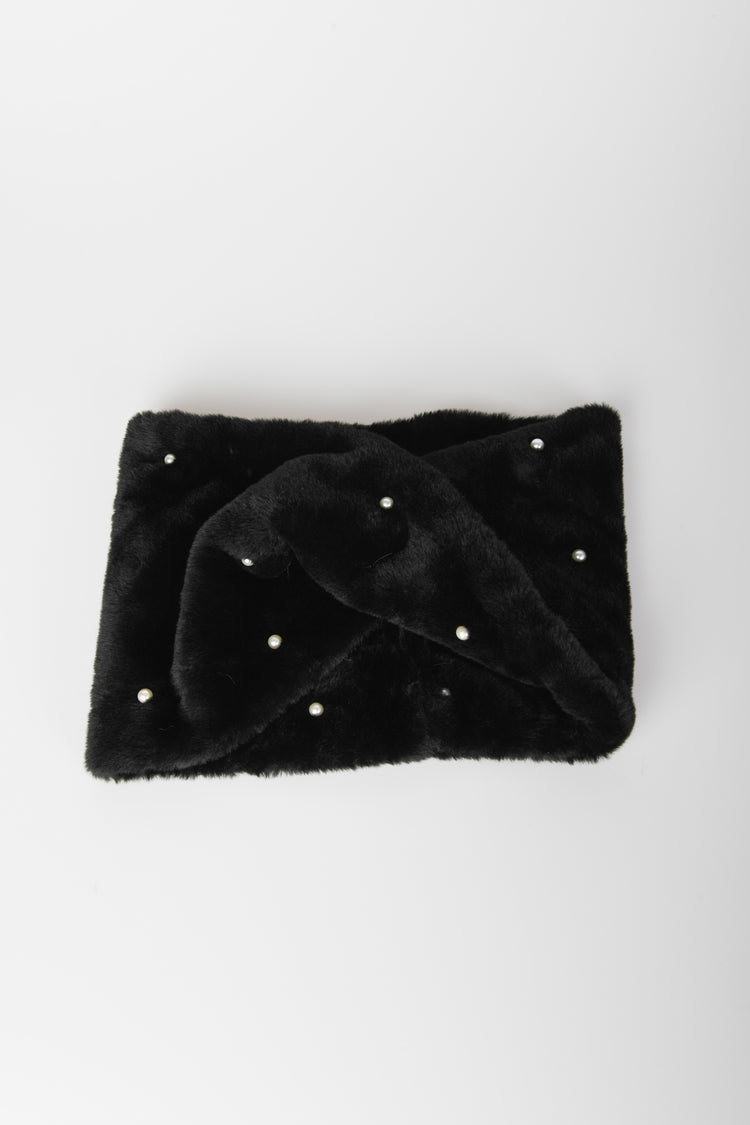 Collo in faux fur con perle