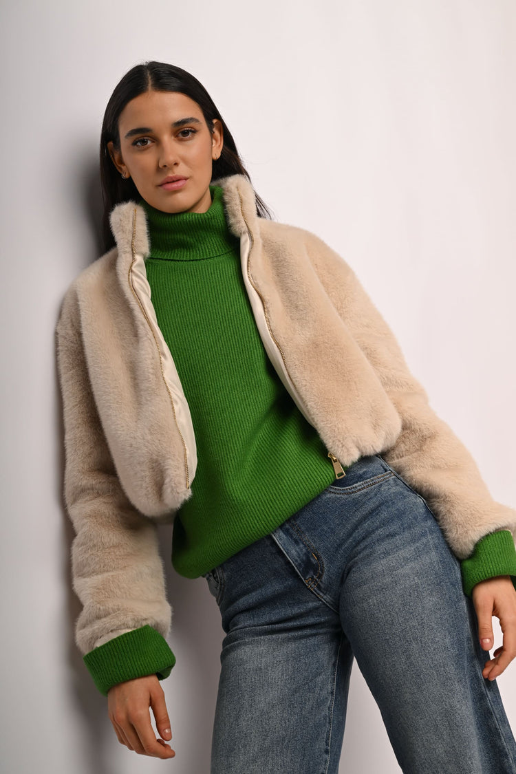 Bomber in faux fur