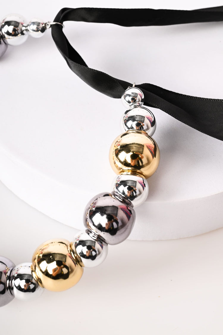 Chocker con sfere e nastrino