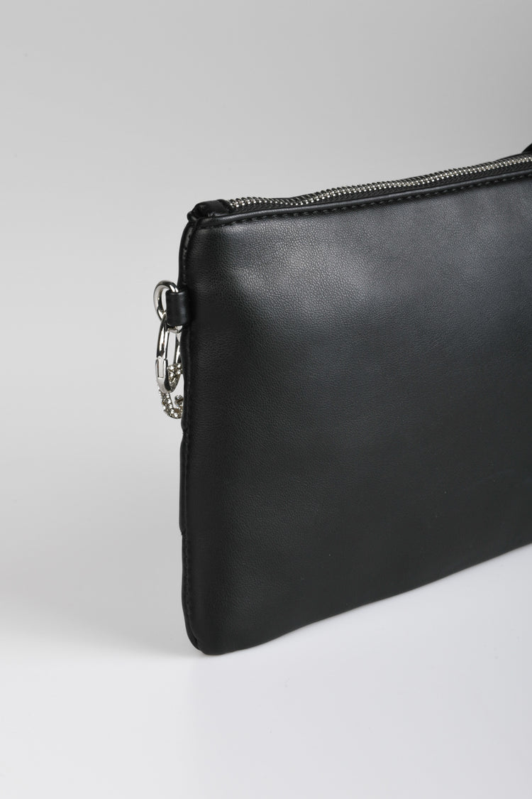 Clutch trapuntata con catena in strass